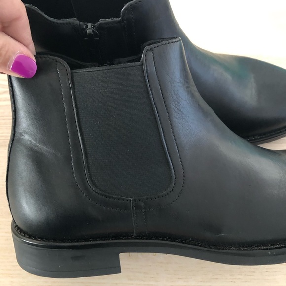 Women’s Black Leather Chelsea Boot - Picture 4 of 5